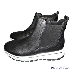 NEW Gabor Black Leather Boots